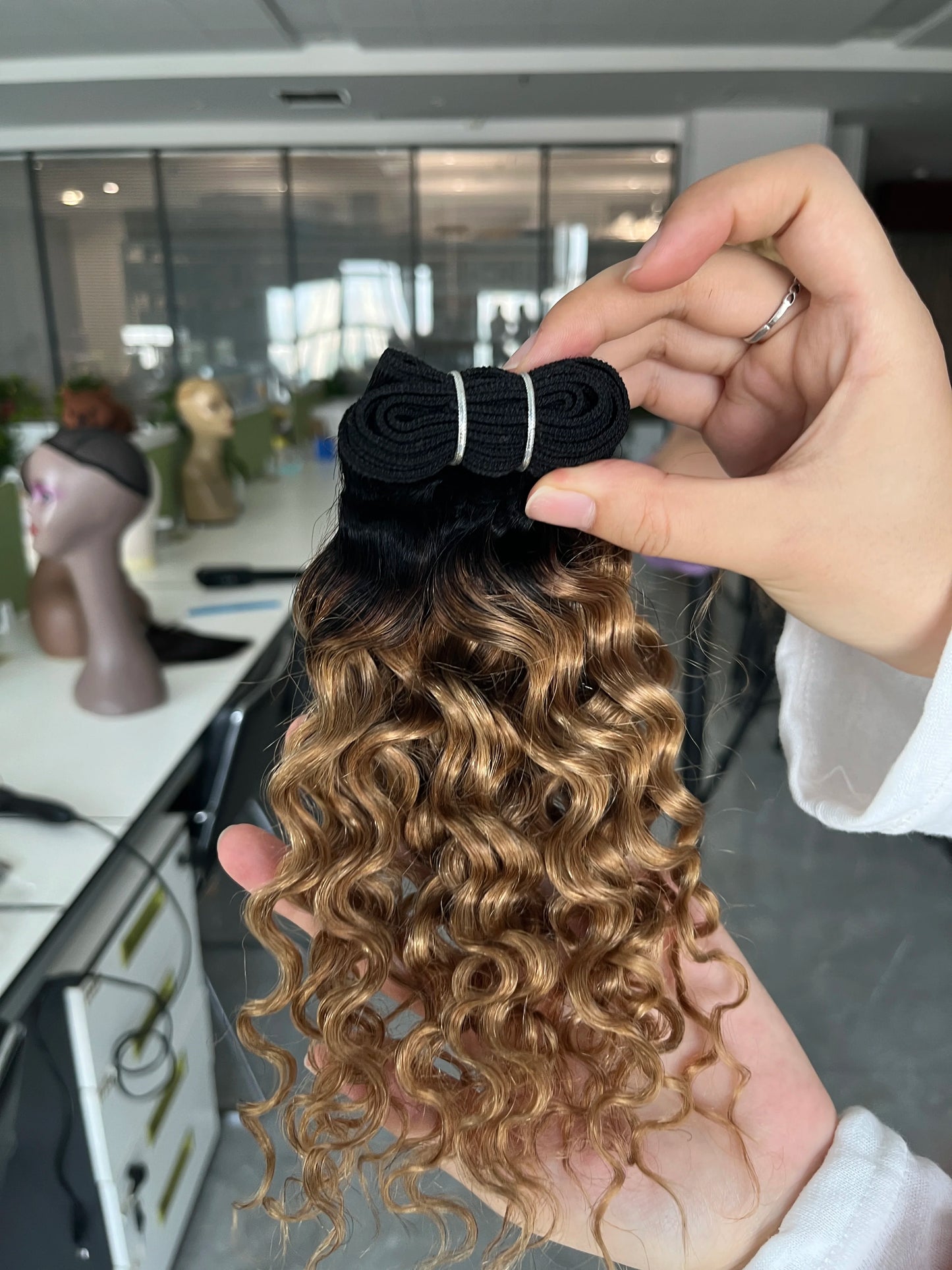 Gemlong 100% Human Hair Bundle Water wave Remy 1B/27 Ombre Brazilian Hair 50g/pc Weft Extensions 10-16 inch