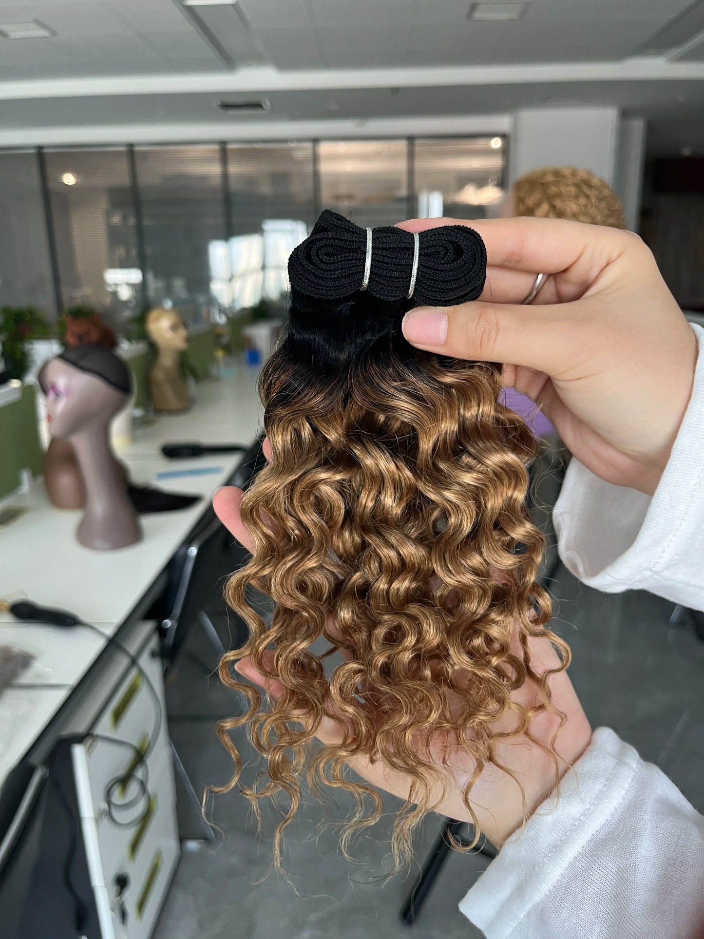 Gemlong 100% Human Hair Bundle Water wave Remy 1B/27 Ombre Brazilian Hair 50g/pc Weft Extensions 10-16 inch