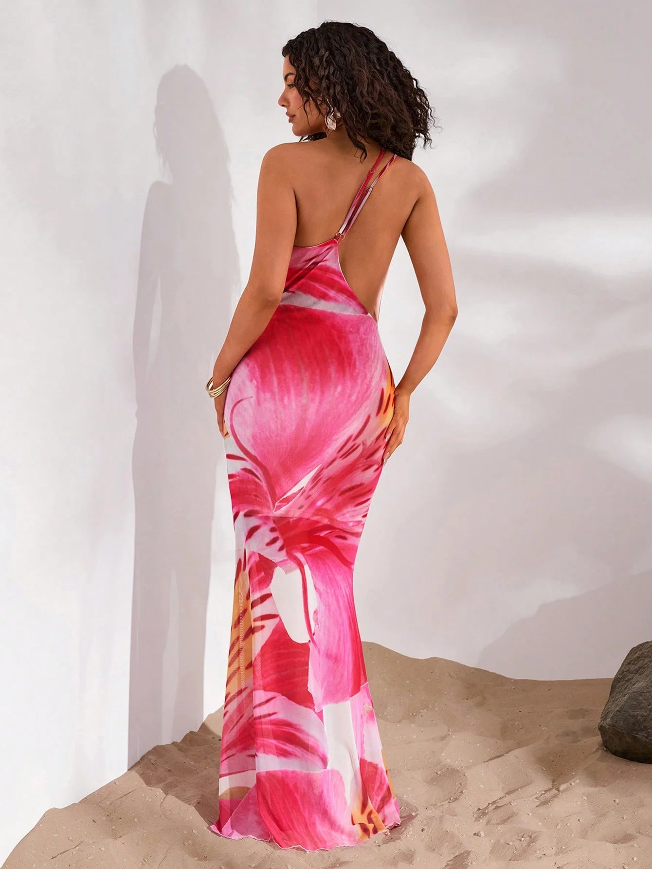 A new spring and summer women's printed sleeveless one-shoulder off-the-neck sexy backless super long dress