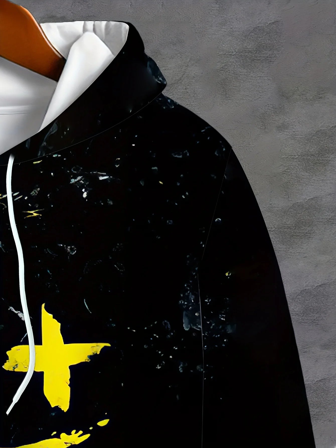 Versatile Trendy Men's Hoodie, Spring Autumn Smiley Graffiti Long Sleeve Sweatshirt with Unique Print and Pocket